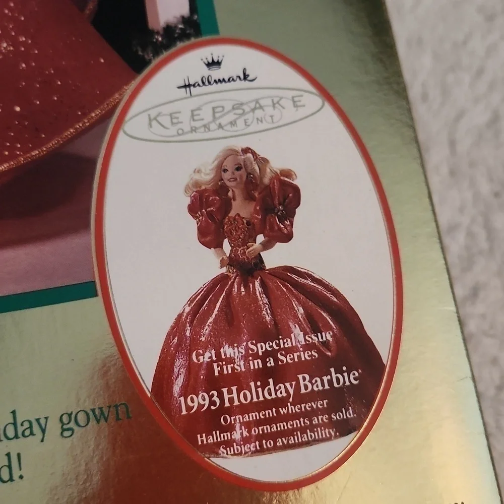 1993 MATTEL HAPPY HOLIDAYS BARBIE SPECIAL EDITION  NEW IN ORIGINAL BOX